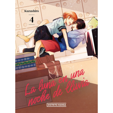 LA LUNA EN UNA NOCHE DE LLUVIA 4