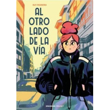 AL OTRO LADO DE LA VÍA