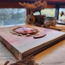 A. Libro de Arte – Mordisco de Ángel